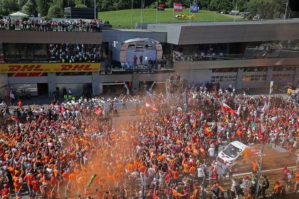 5 Daagse vliegreis Formule 1 Oostenrijk per Austrian Airlines vanaf Amsterdam (circuitbezoek (vr/za/zo) op basis van halfpension (25 juni t/m 29 juni 2026)